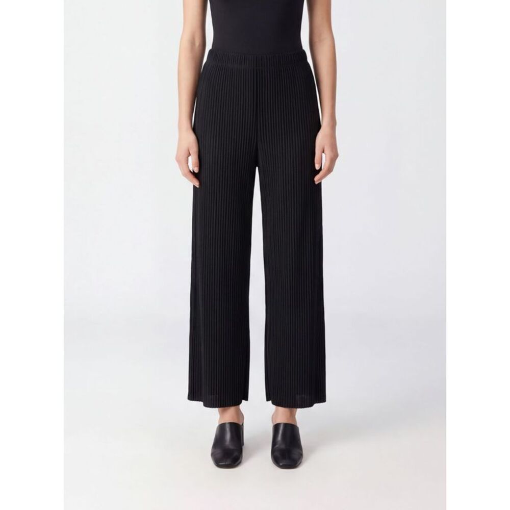 Issey Miyake Women Issey Miyake High-Waisted Pleated Cri�Pe Wide-Leg Trousers